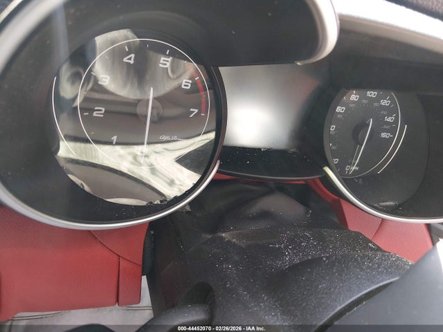 Alfa Romeo Giulia Awd