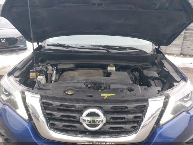 Nissan Pathfinder S 4wd
