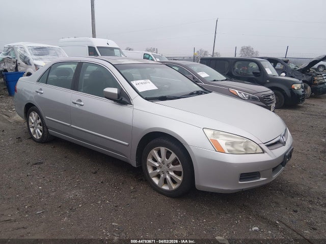 Salvage Honda Accord Image