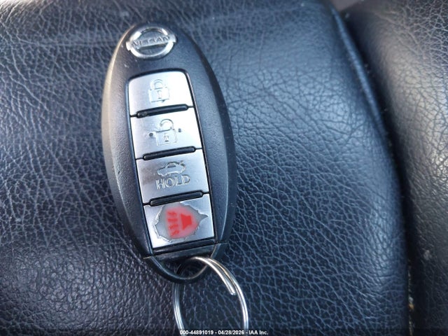 Nissan Maxima