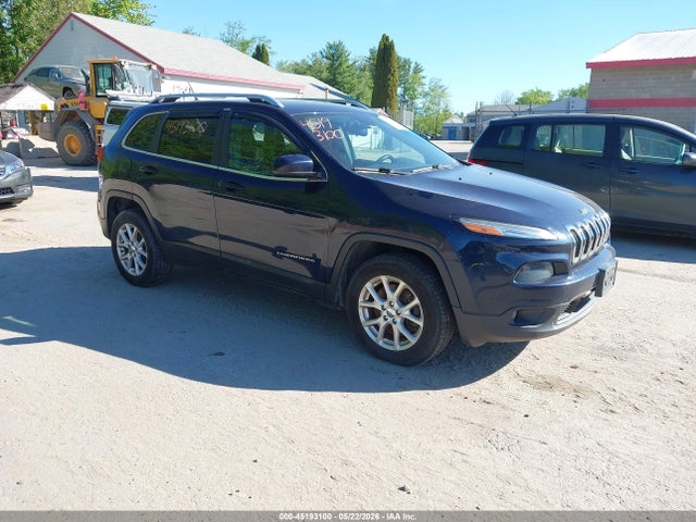 Salvage Jeep Cherokee Image