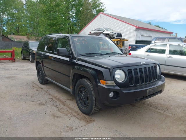 Salvage Jeep Patriot Image