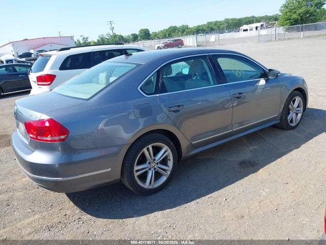 Volkswagen Passat 2.0l Tdi Sel Premium