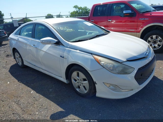 Salvage Hyundai SONATA Image