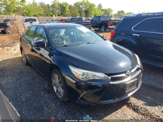 Salvage Toyota Camry Image
