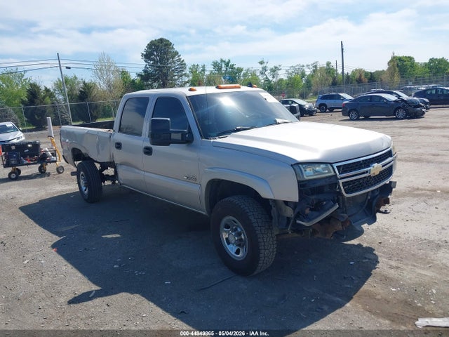 Salvage Chevrolet Silverado 3500 Image