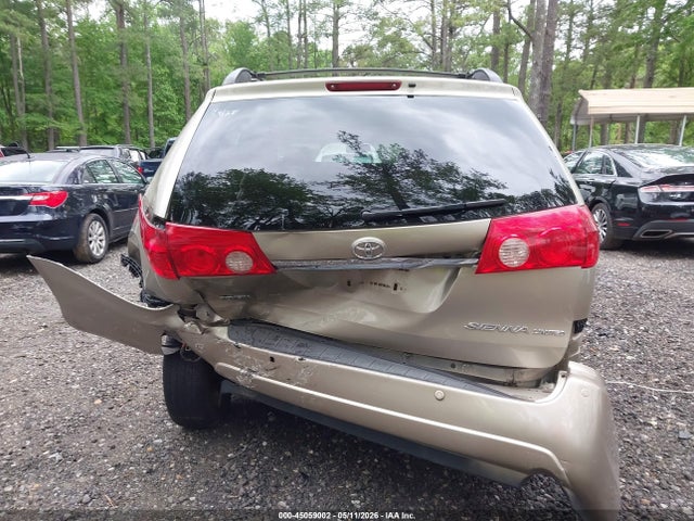 Toyota Sienna Limited