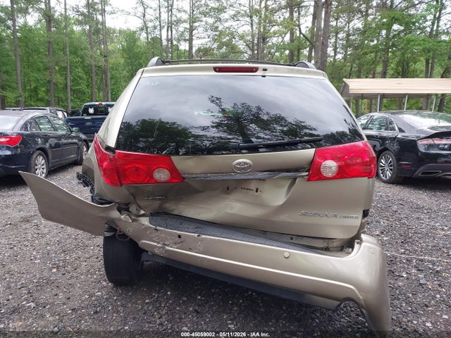 Toyota Sienna Limited