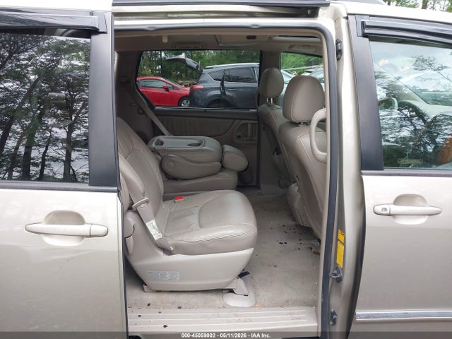 Toyota Sienna Limited