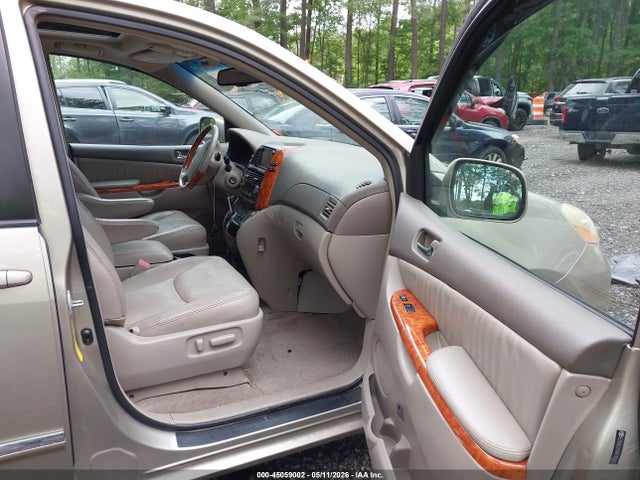 Toyota Sienna Limited