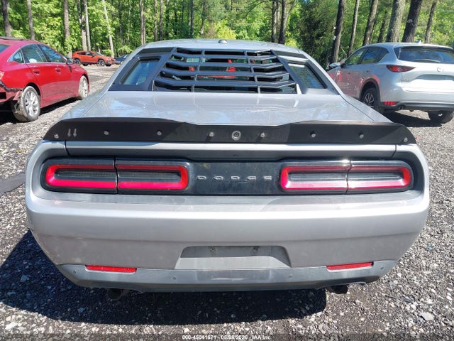 Dodge Challenger Sxt