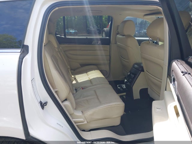 Lincoln MKT Reserve