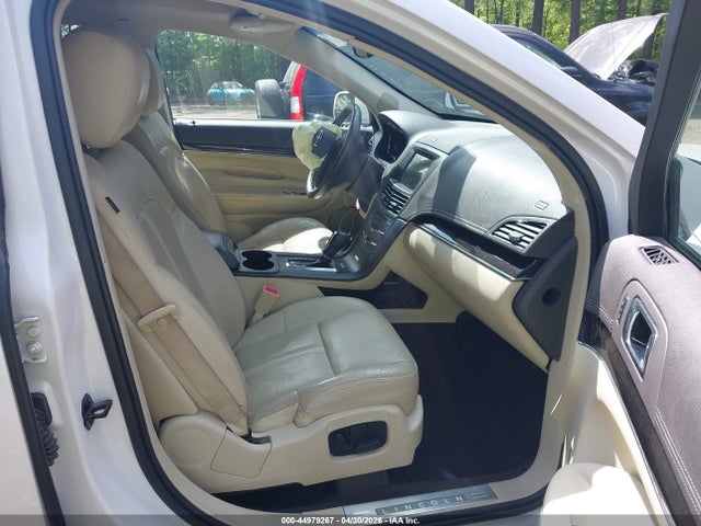 Lincoln MKT Reserve