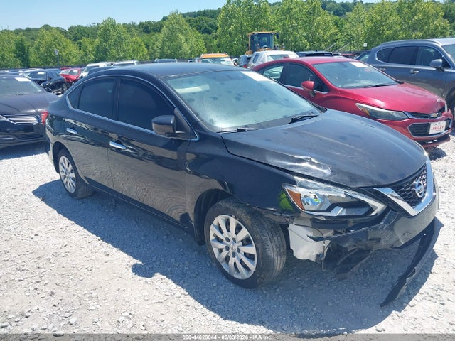 Salvage Nissan Sentra Image