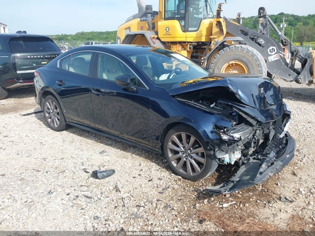Salvage Mazda Mazda3 Image
