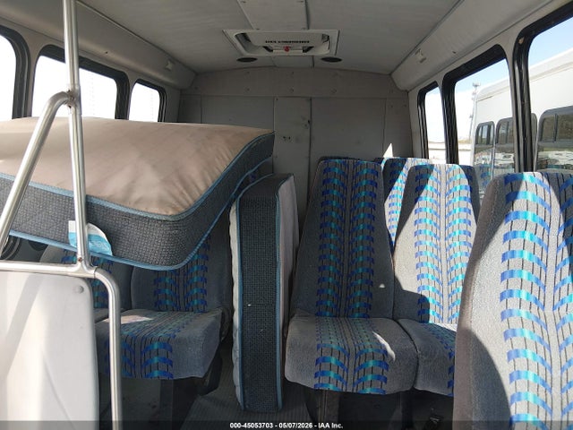 Ford E-350