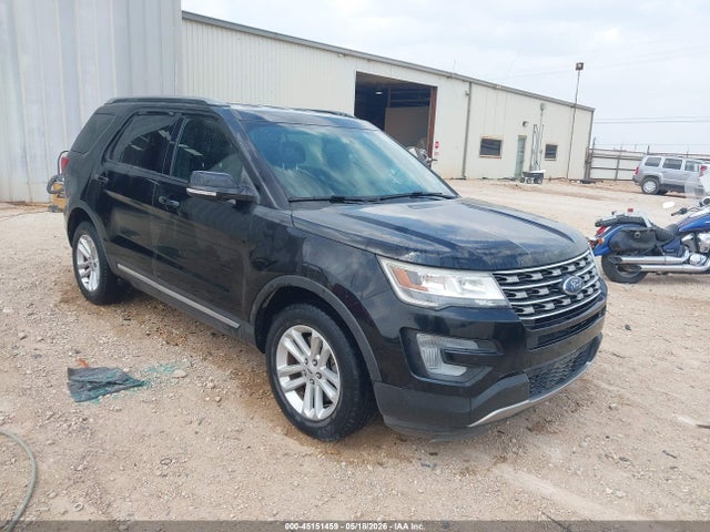 Salvage Ford Explorer Image