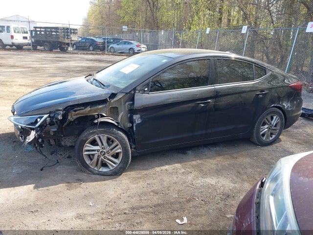 Hyundai ELANTRA Sel