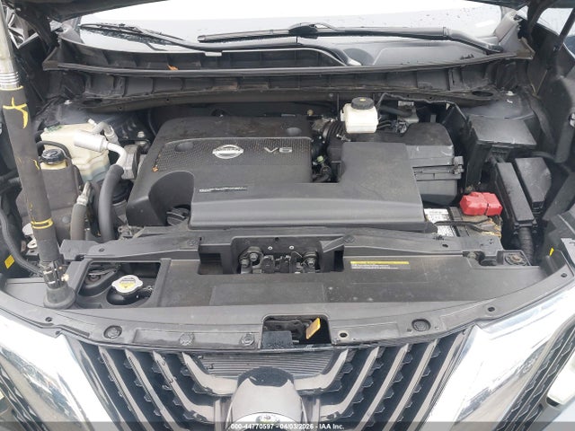 Nissan Murano S