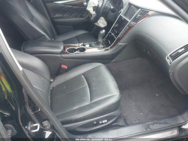 INFINITI Q50 3.0t Luxe
