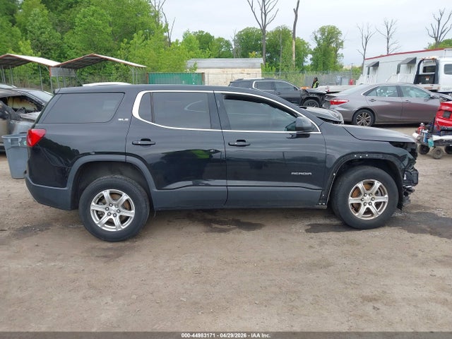GMC Acadia Sle-1