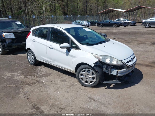 Salvage Ford Fiesta Image