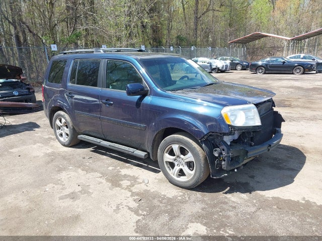 Salvage Honda Pilot Image