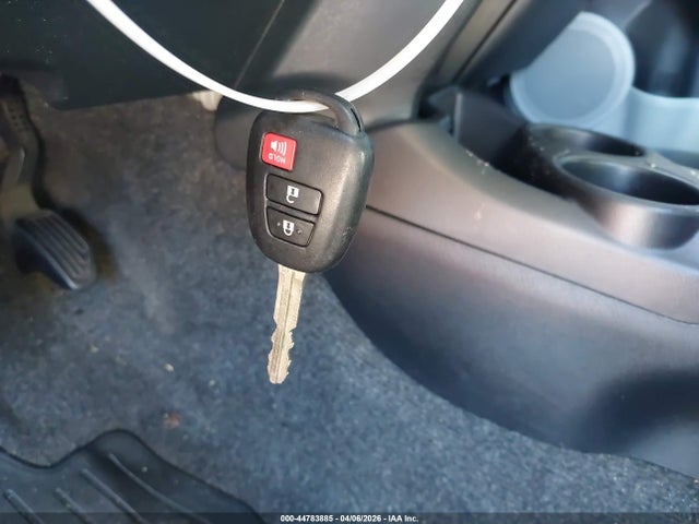 Toyota Prius c Two
