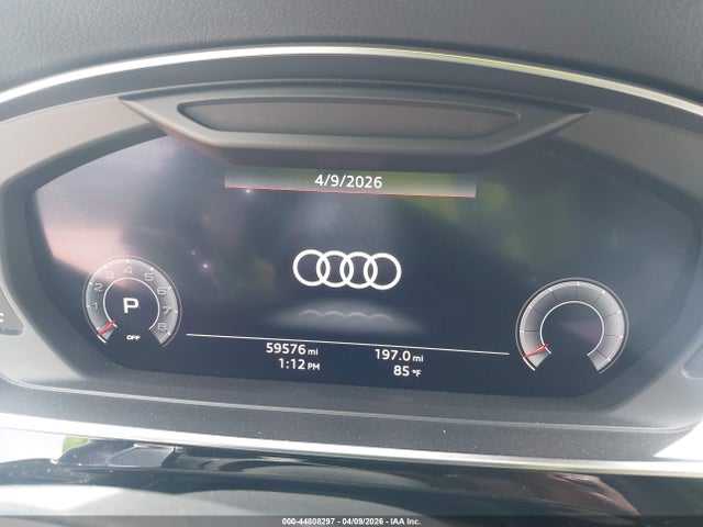 Audi A8 55