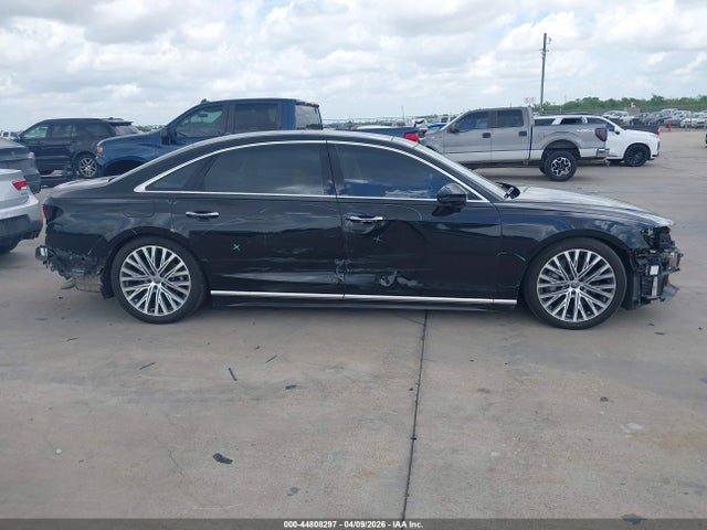 Audi A8 55