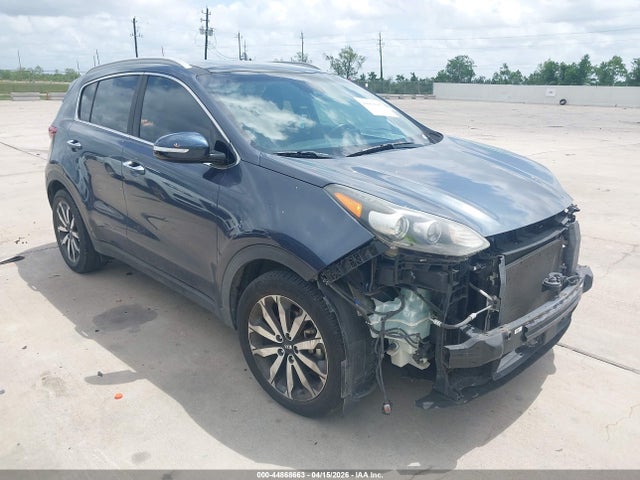 Salvage Kia Sportage Image