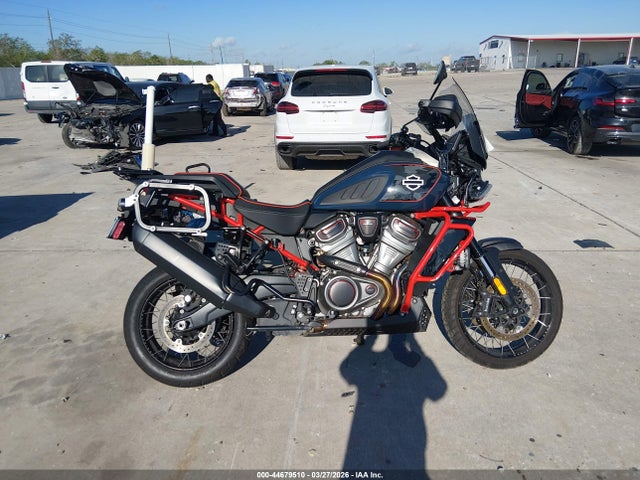 Harley-Davidson Ra1250 Se