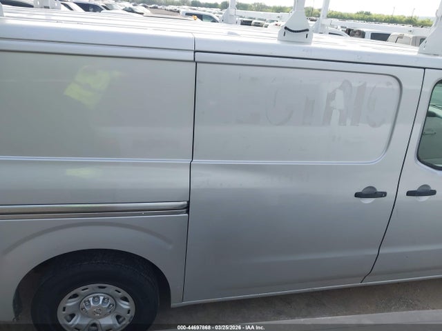 Nissan Nv Sv V6