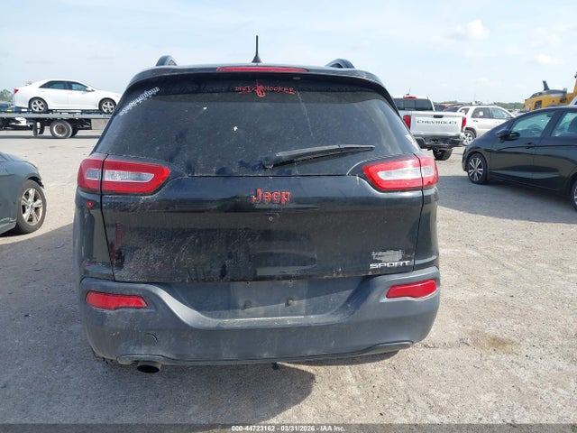 Jeep Cherokee Sport
