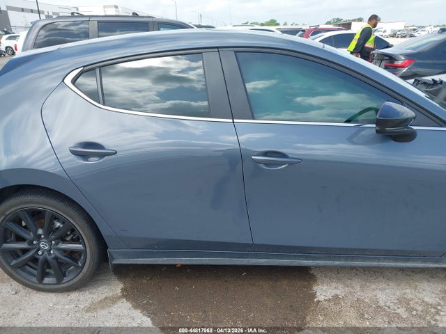 Mazda Mazda3 2.5 S Carbon Edition