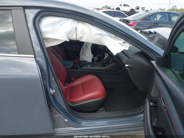 Mazda Mazda3 2.5 S Carbon Edition