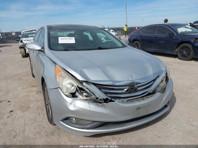 Salvage Hyundai SONATA Image