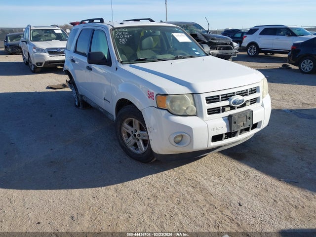 Salvage Ford Escape Image