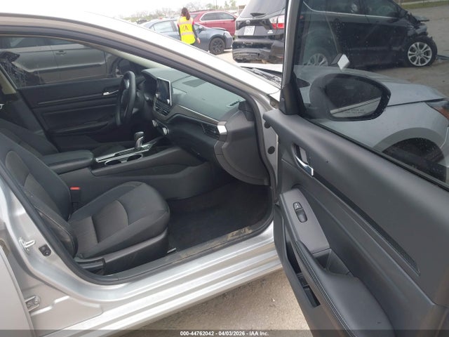 Nissan Altima Sv Fwd