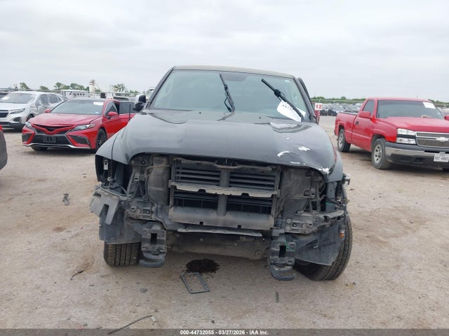 Ram 1500 Lone Star Silver  4x4 5'7 Box