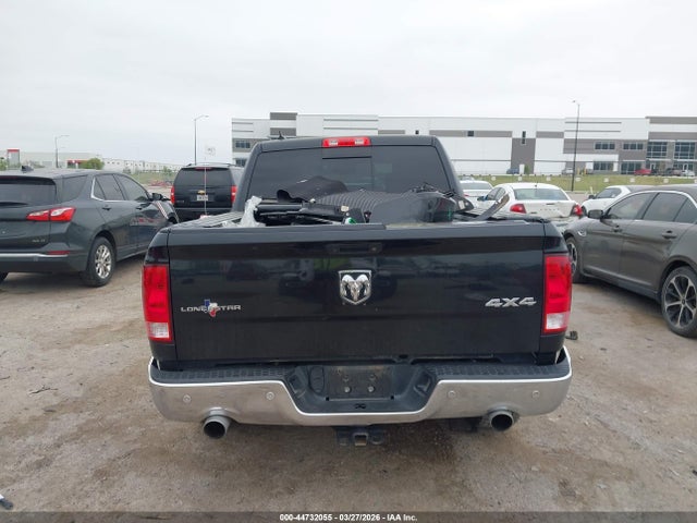 Ram 1500 Lone Star Silver  4x4 5'7 Box