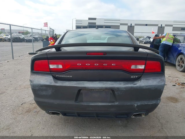 Dodge Charger Sxt