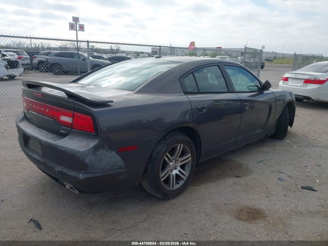 Dodge Charger Sxt