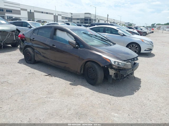 Salvage Kia Forte Image