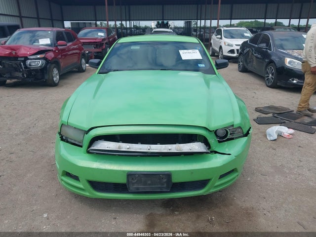 Ford Mustang V6