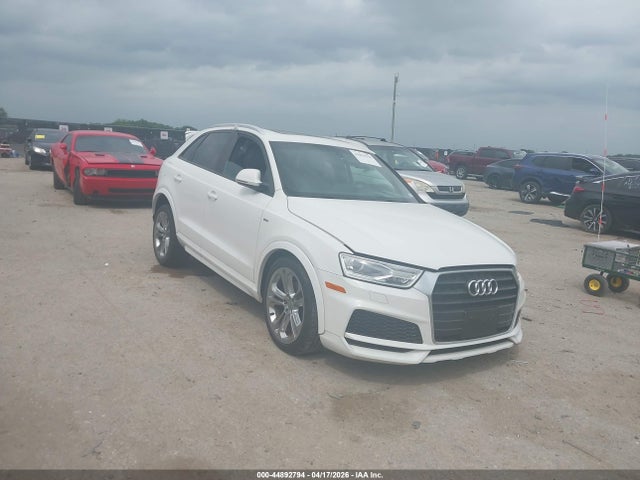Salvage Audi Q3 Image
