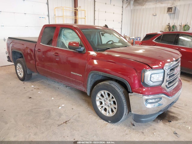 Salvage GMC Sierra 1500 Image