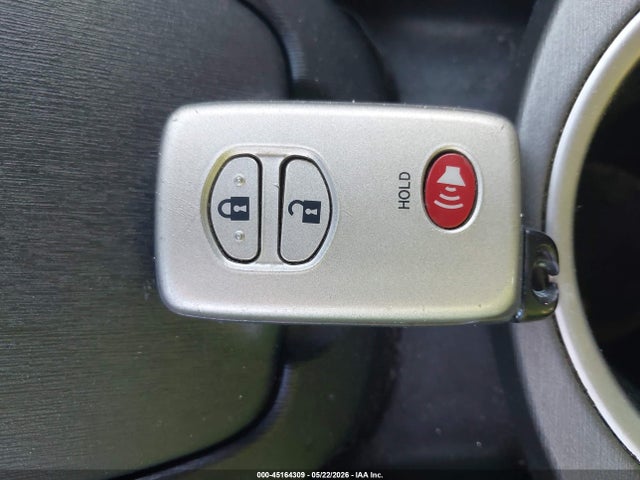 Toyota Prius Two