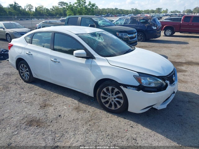 Salvage Nissan Sentra Image