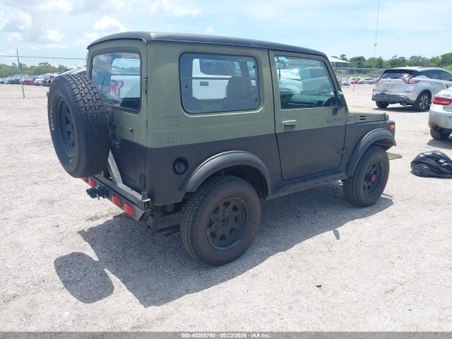 Suzuki Samurai